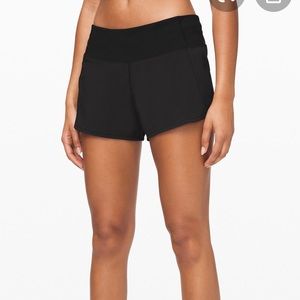 Lululemon Speed up short 4”